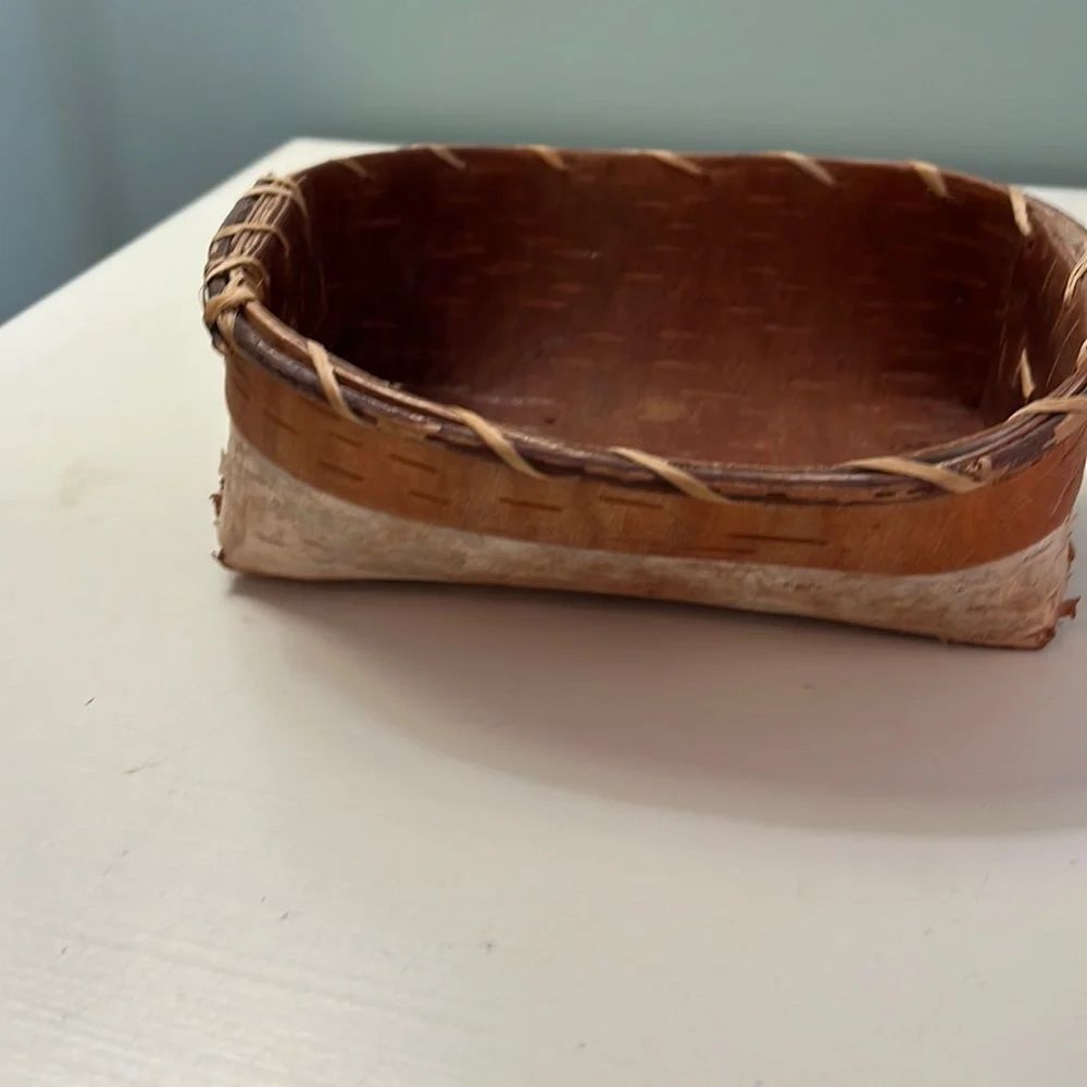 Small rectangular birch bark container.